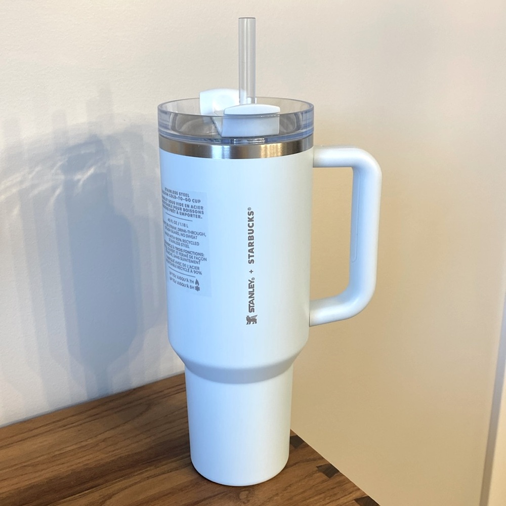 NWT Stanley x Starbucks Stainless Steel 40 oz Baby Blue Tumbler - LTD EDITION